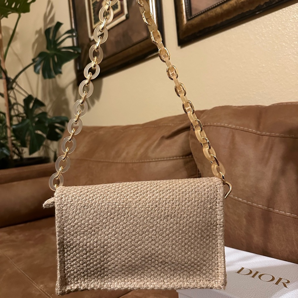 GWP Dior Beauty raffia flap cosmetic bag - Picture 3 of 7